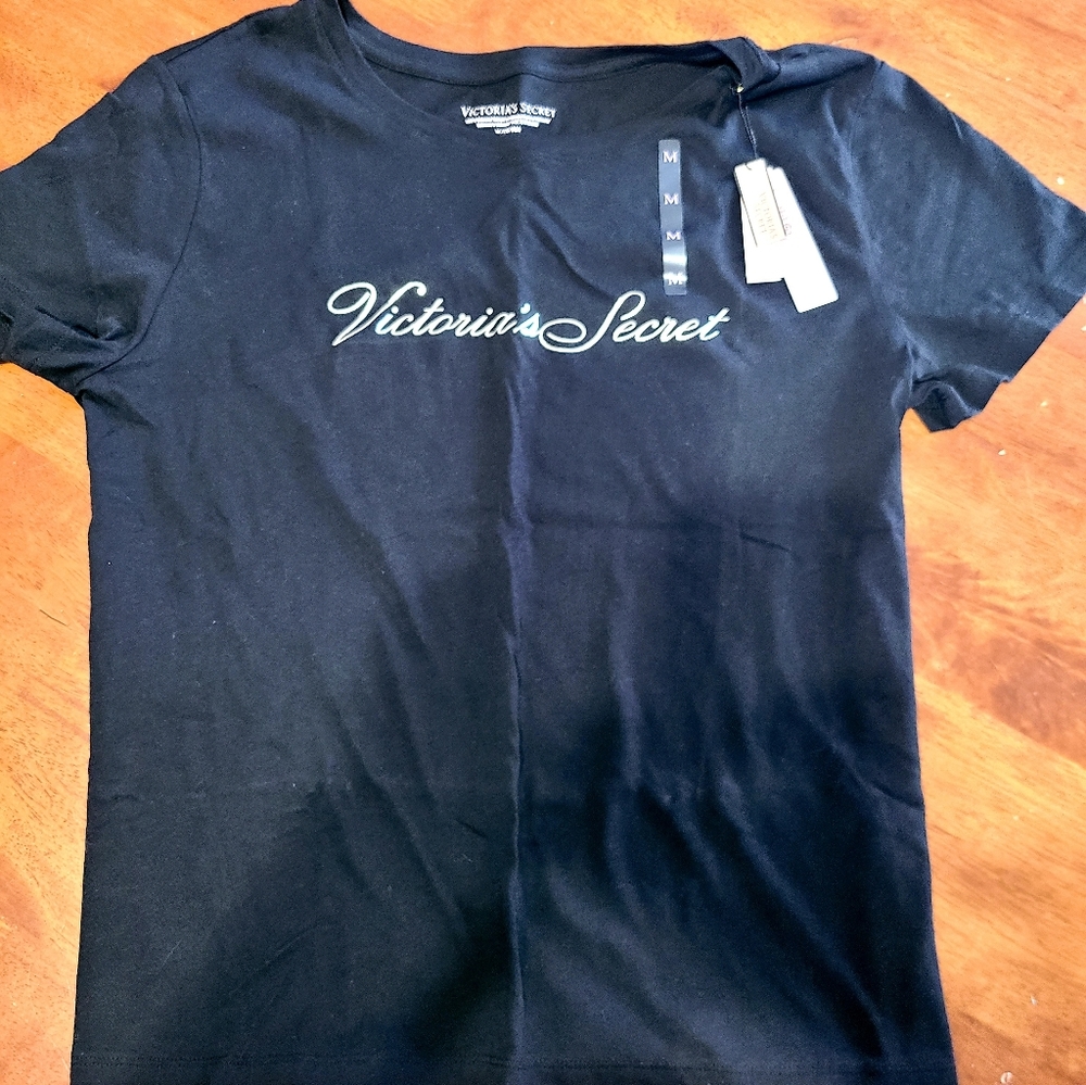 NWT black sleep shirt VS size medium